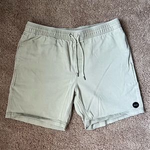 Men’s Large RVCA Escape Elastic Walkshorts 17”